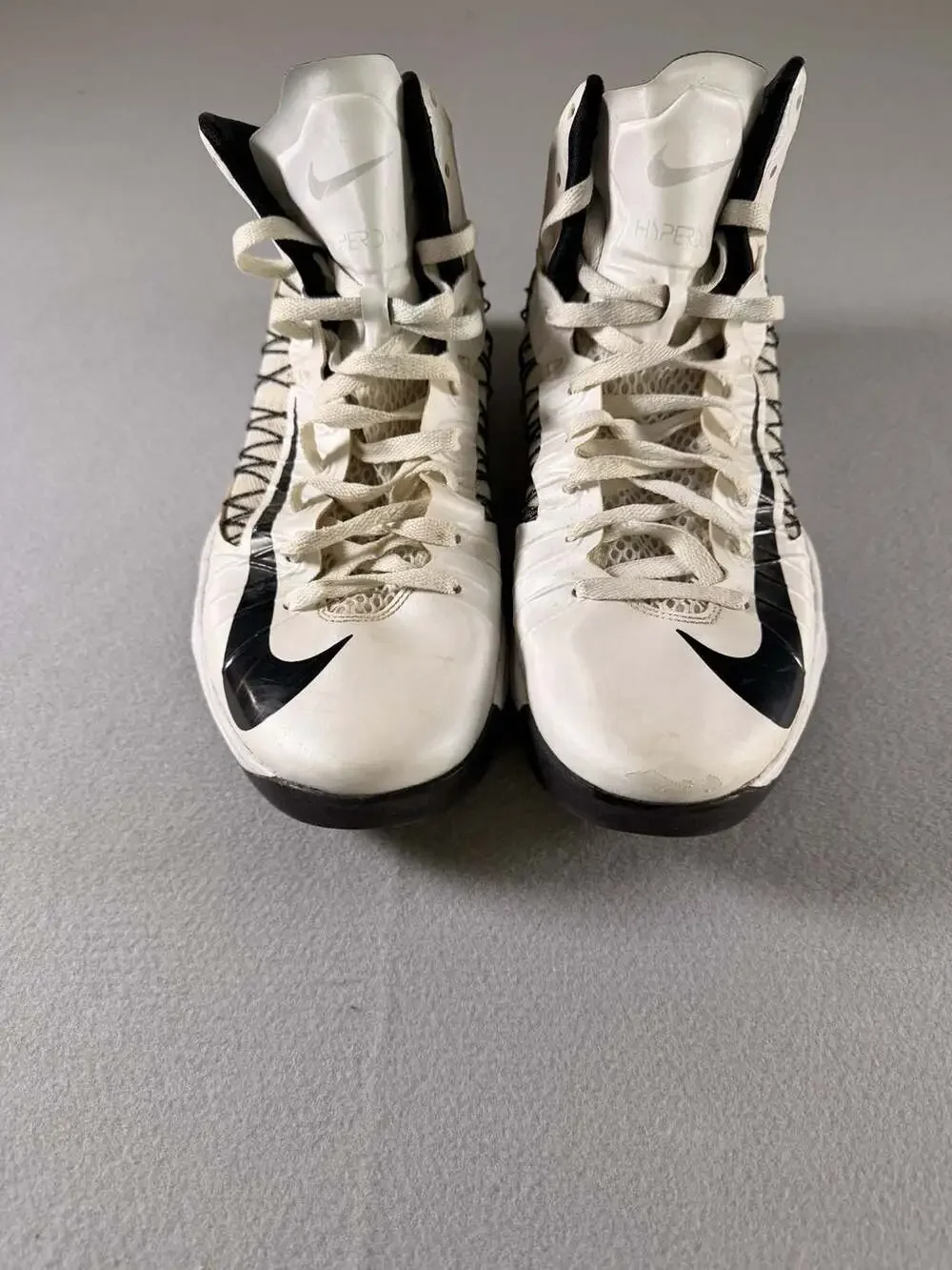 Nike Hyperdunk 2012 TB Basketball Shoes (Style 524882-100)